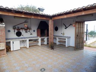 Masia a Norte - Barrio del Pilar - El Reñidero. Cortijo bonito con dos casas en triana
