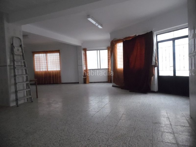 Foto 0dee3161-56b9-4eab-8fd4-b0a83e2ce40c. Local comercial a Torrox pueblo Torrox
