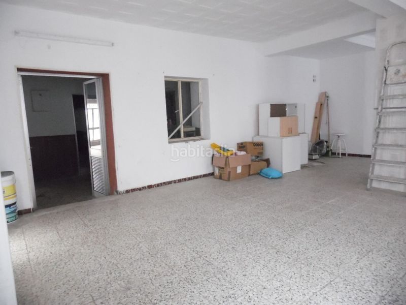 Foto f1e4300a-c3a1-40f2-8d69-9952d905523e. Local comercial a Torrox pueblo Torrox