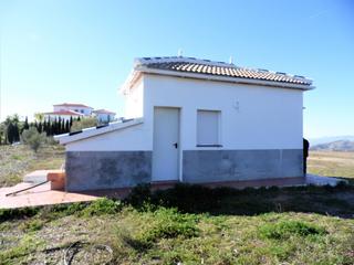 Country house in Canillas de Albaida. Canillas de albaida con vistas al mar
