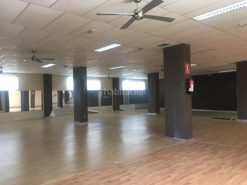 Foto 1553c71a-0632-462b-9c28-4c0797b1a06b. Local comercial a Caleta de Velez
