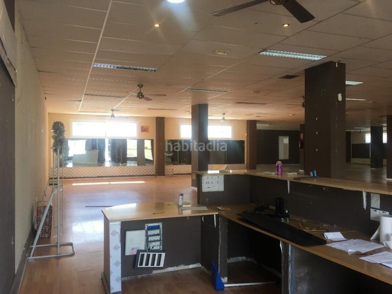 Foto 2d239c93-f305-4f78-b11d-c59ab4115b56. Local comercial a Caleta de Velez