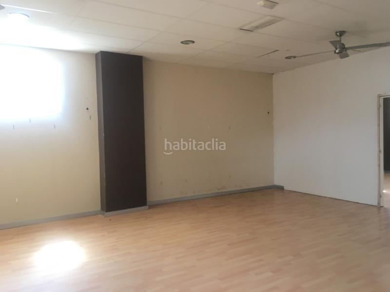 Foto 4894174e-950c-4297-92e4-f1c6e8ae17cd. Local comercial a Caleta de Velez
