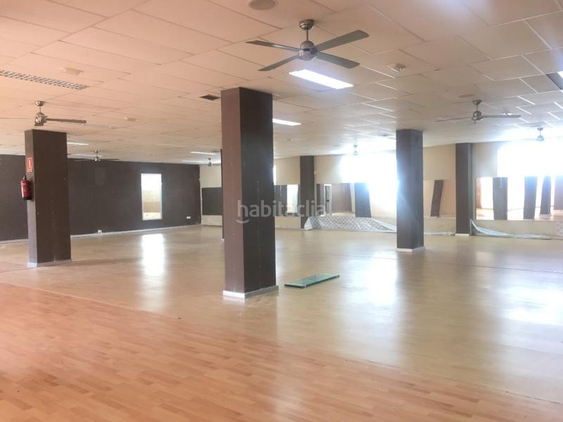 Foto 767e0286-5315-4af7-a2fc-19fea6e3d58a. Local comercial a Caleta de Velez