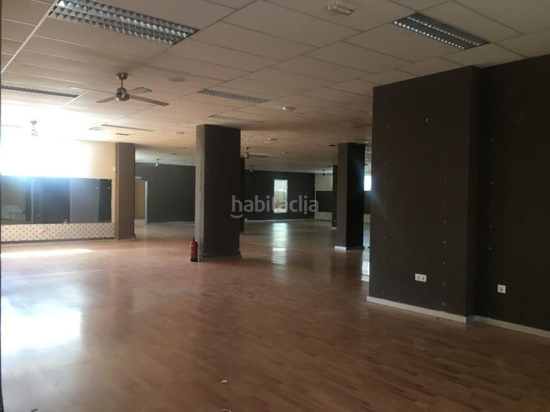 Foto 913cec98-c3f0-48a5-a741-125a1fbf9ad3. Local comercial a Caleta de Velez