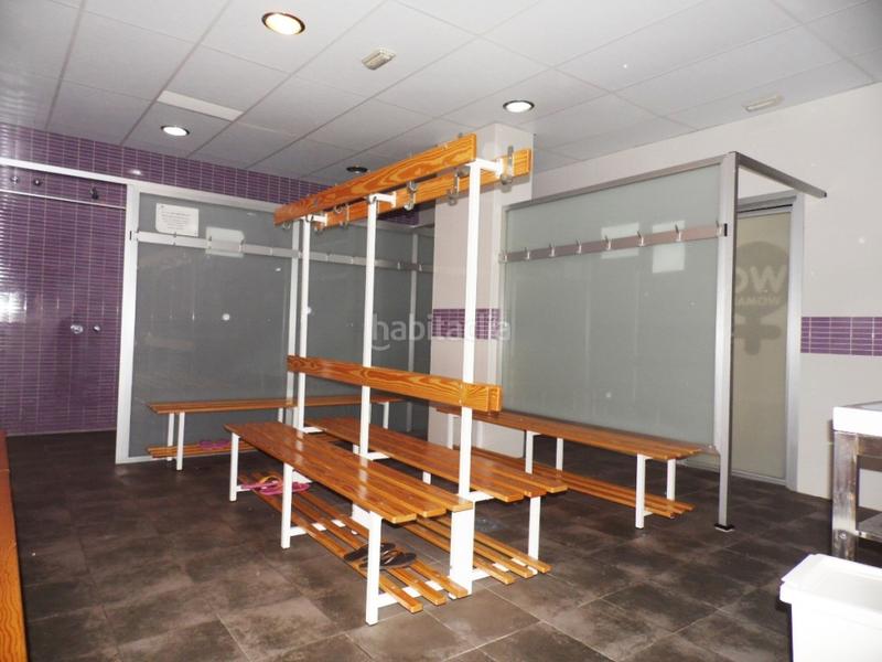 Foto dd3005a4-0825-4e33-8270-27b8cc4eec4a. Local comercial a Caleta de Velez