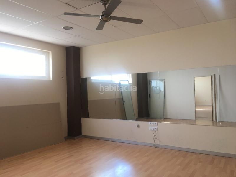 Foto f201e206-6b10-4962-9d3d-e84762344831. Local comercial a Caleta de Velez
