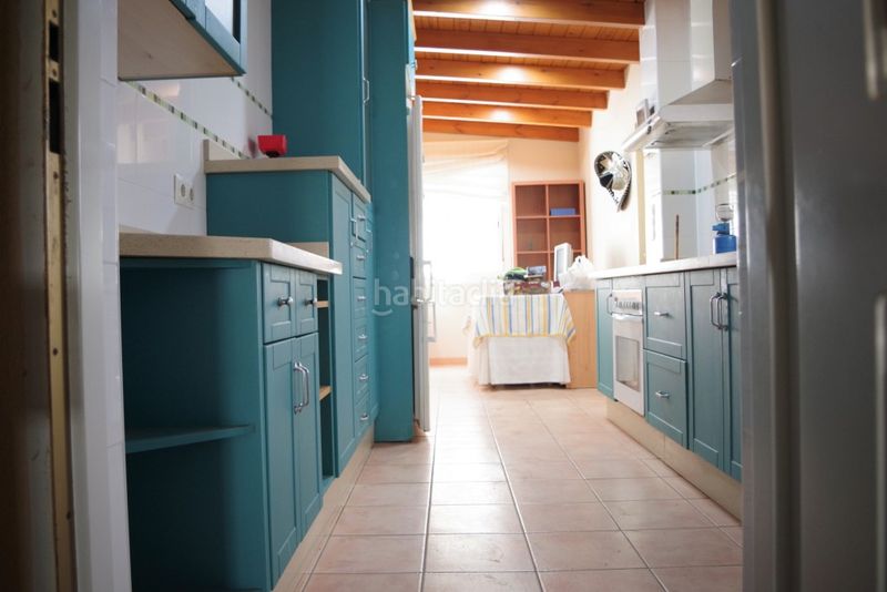 Foto 44ec9154-3172-4a61-866c-3dcdeb6e80ef. Masía casa con 3 viviendas independientes en Centro Torre del Mar