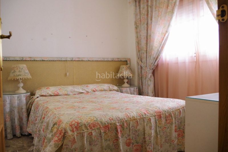 Foto 65b2e978-149c-4c15-8888-b78b35a25b4d. Masía casa con 3 viviendas independientes en Centro Torre del Mar