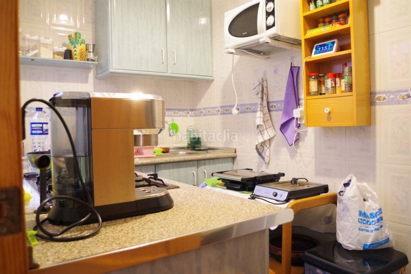 Foto da7d2871-713e-4fdc-b181-78445f4ec4c3. Masía casa con 3 viviendas independientes en Centro Torre del Mar
