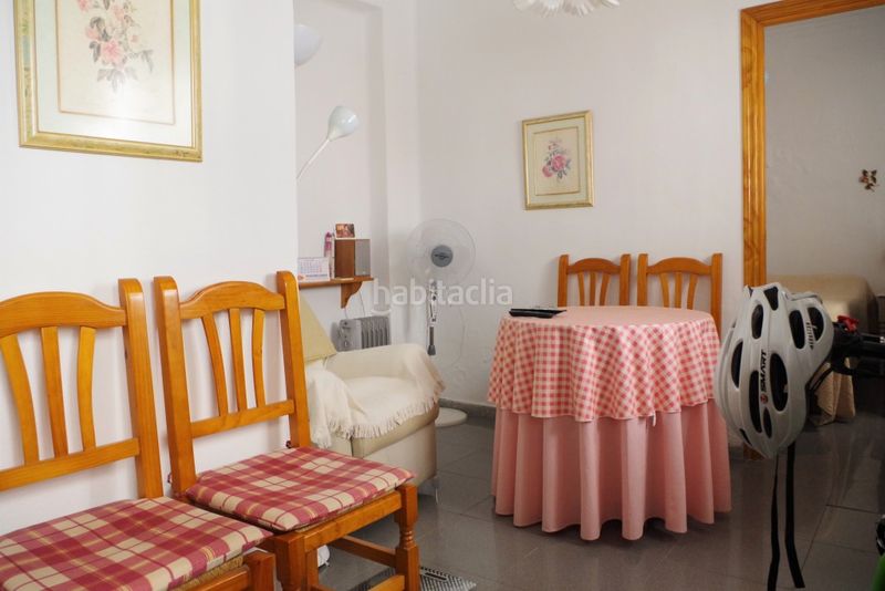 Foto f127c1f7-5b62-46a4-868e-6756c964f025. Masía casa con 3 viviendas independientes en Centro Torre del Mar