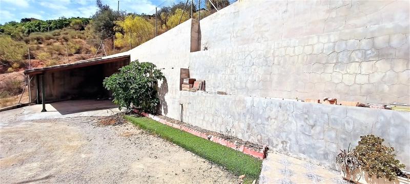 Foto b1a56694-ed6d-42c4-bbd6-c7b50c17d05d. Casale con parcheggio piscina in Almayate Bajo