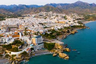 Local Comercial a Centro. Local comercial interior en nerja