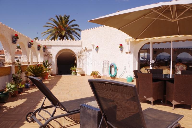 Foto 77fe4374-ff8d-472d-894c-f7a16b49c671. Chalet villa en caleta de vélez con un apartamento con entrada independiente. en Caleta de Velez