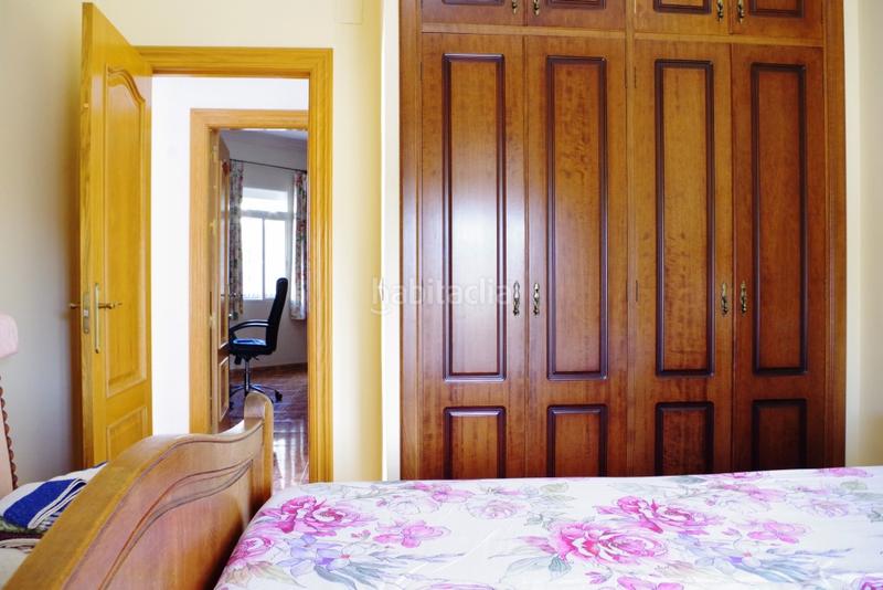 Foto e9e6e364-901a-495c-94f2-18cc75a31bfc. Chalet villa en caleta de vélez con un apartamento con entrada independiente. en Caleta de Velez