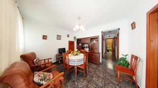 Appartement en Algarrobo Pueblo. Apartamento con patio y espacio adicional en algarrobo