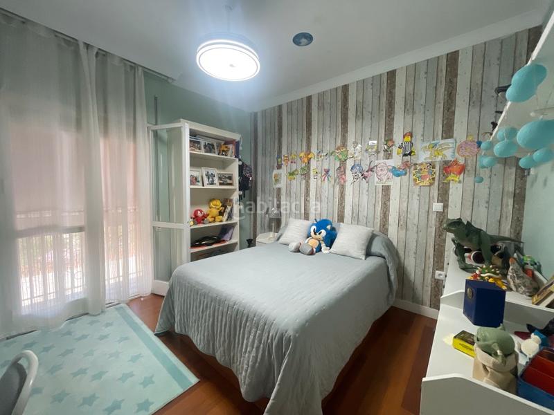 Foto 0953676d-ef0f-4552-af64-afacc1ab375a. Chalet mit parking in El Limonar Vélez - Málaga