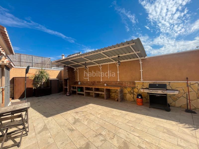 Foto 5437a5cd-3d7a-4012-b469-83ce70d2ffd2. Chalet mit parking in El Limonar Vélez - Málaga