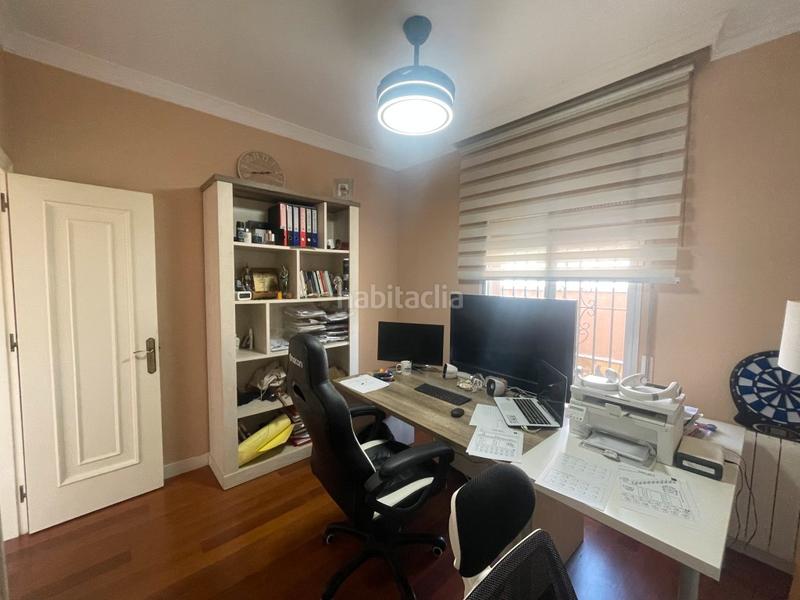 Foto d28245e8-6188-4809-8975-1e6f495b0d95. Chalet mit parking in El Limonar Vélez - Málaga