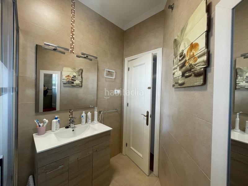 Foto e99ec7e8-475d-41c4-b68b-dd835c4c5dec. Chalet mit parking in El Limonar Vélez - Málaga