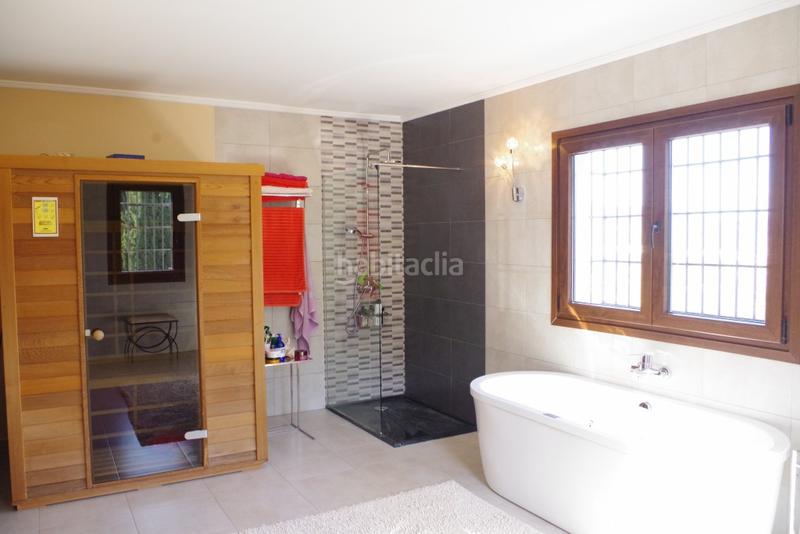 Foto 4379f4e1-7fbd-464d-9f5a-423654fff879. Masia amb aparcament piscina a Torrox pueblo Torrox