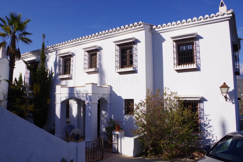 Foto 58a465a6-81cd-468d-b585-312185fadb09. Masia amb aparcament piscina a Torrox pueblo Torrox