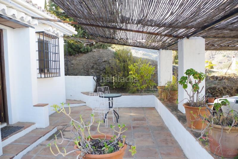 Foto ee1f3153-7a88-47fc-80c6-b58869bafe10. Masia amb aparcament piscina a Torrox pueblo Torrox