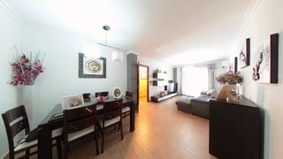 Apartament a Trayamar. Apartamento reformado en el centro de caleta de velez.