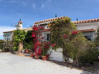 Country house in Canillas de Aceituno. Chalet con vistas panorámicas en canillas de aceituno