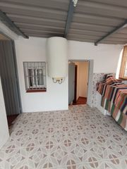 Casale in Canillas de Albaida. Casa de pueblo tradicional situada en el corazón de canillas de