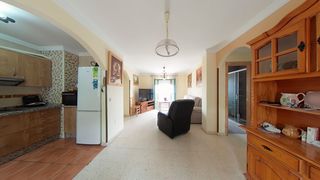 Piccolo appartamento in Canillas de Aceituno. Apartamento en canillas de aceituno de 3 dormitorios con vistas