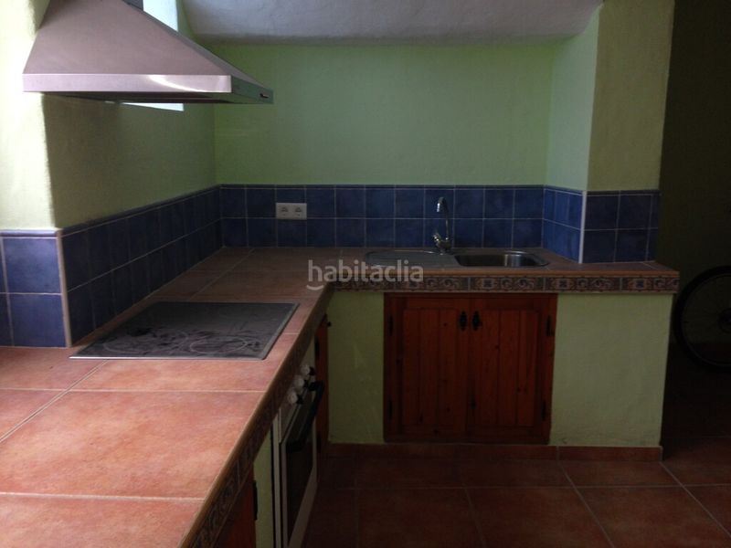 Foto 64e4ab75-0e15-441f-85f9-1e7b97622aa8. Pis a Almáchar