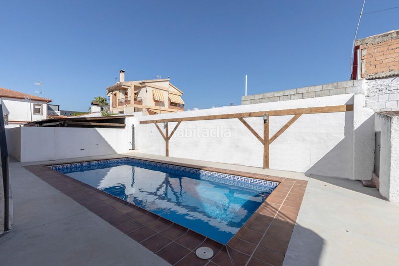 Foto 41fec6be-34c3-47e7-8cdd-d06f1d4d512b. Casa adosada magnifica unifamiliar adosada de 4 plantas en loma linda con piscina comunitaria en Ogíjares