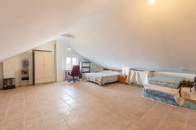 Foto 55f554bd-1d03-4259-a7f0-e8ef580c9bdf. Casa adosada magnifica unifamiliar adosada de 4 plantas en loma linda con piscina comunitaria en Ogíjares