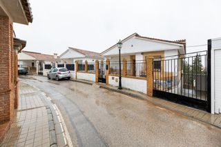 Xalet  Calle de rumanía. Huetor vega