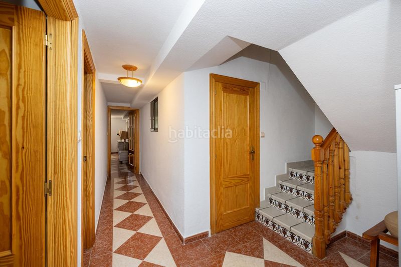 Foto 5c1ba75a-e818-4ec2-a59f-66a6e3d5cac2. Chalet estupendo chalet en urbanización los alixares de otura en Villa de Otura