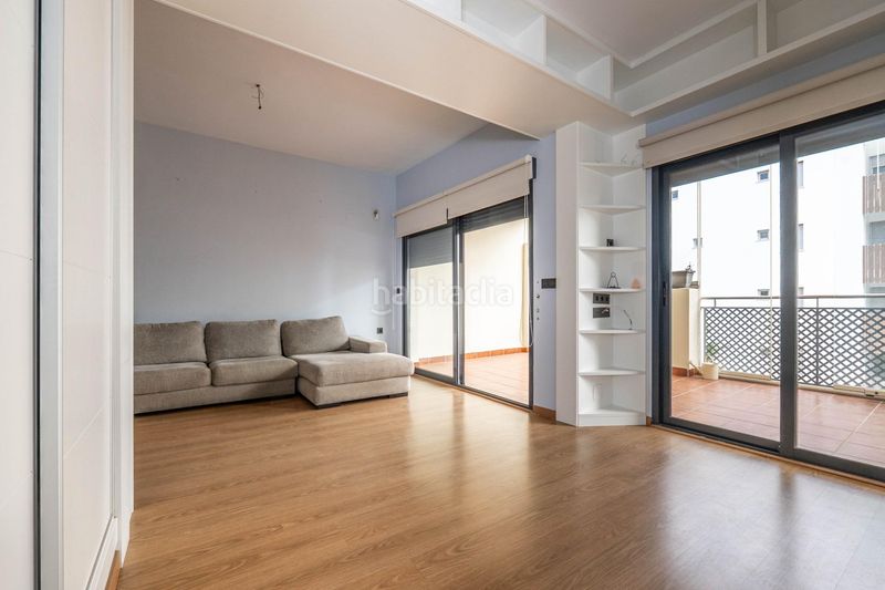 Foto b38c86e0-7255-4487-8283-cc56210b6f26. Pis amb aparcament piscina a Playa de Granada Motril