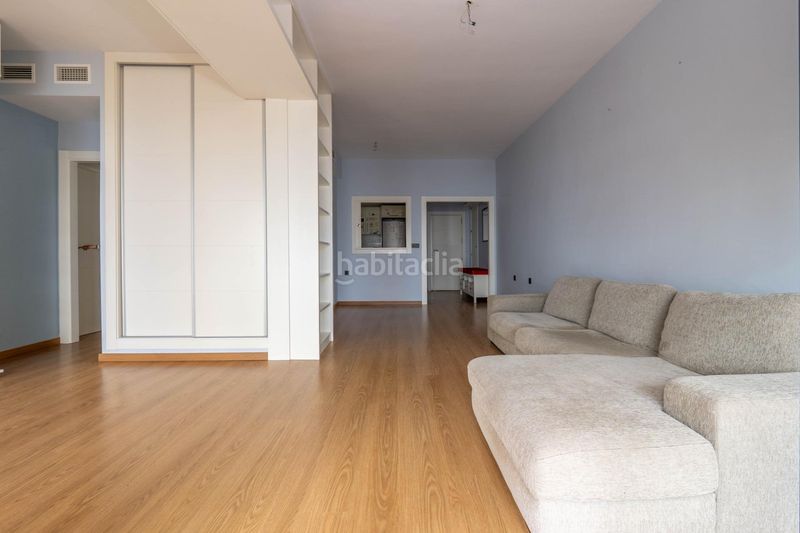 Foto d20c48cb-4b51-4113-841d-6e4a79f1c4f1. Pis amb aparcament piscina a Playa de Granada Motril