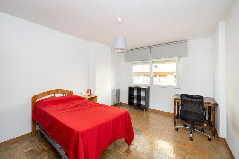 Foto 482b59c8-06a2-4b54-ba89-955d0c4cd9ad. Apartament amb calefacció a Pajaritos Granada