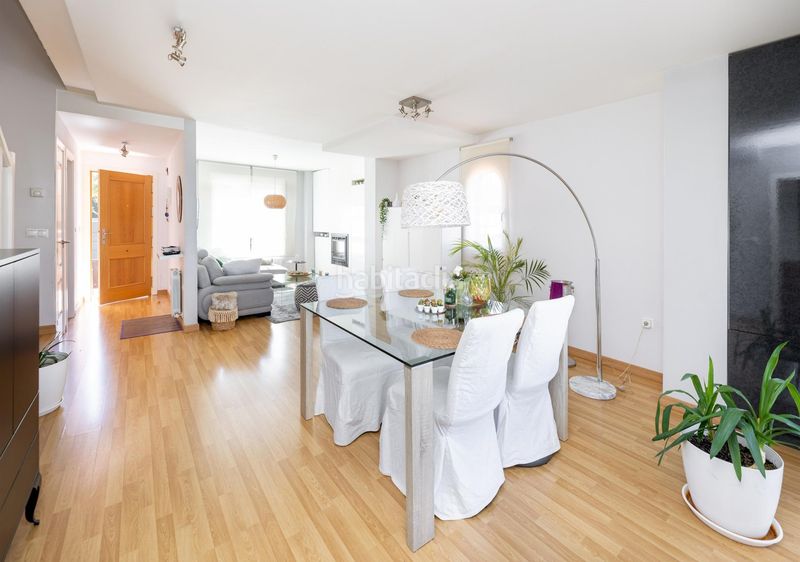 Foto 7b0d0517-55d9-4a06-9f94-590705e47616. Xalet amb aparcament piscina a Barrio de la Vega Monachil