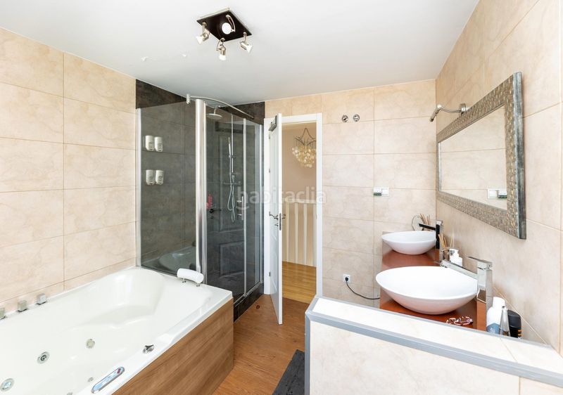 Foto acf59184-e12c-4058-b29c-ee28b7961772. Xalet amb aparcament piscina a Barrio de la Vega Monachil