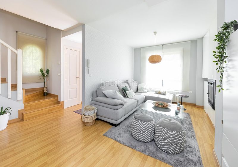 Foto b2925724-9495-4ebc-a77e-b0ba6e1e85b9. Xalet amb aparcament piscina a Barrio de la Vega Monachil