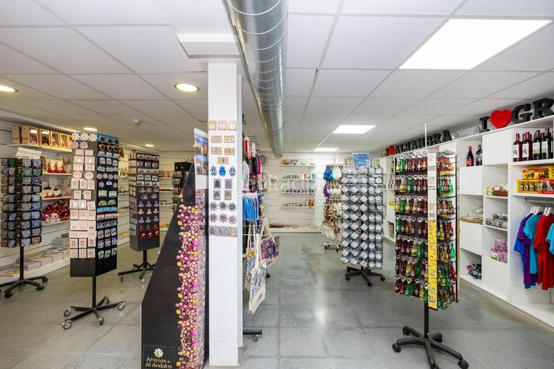 Foto 86338fd3-0402-4026-850c-fab3e93f5d4a. Edifici a San Matías - Realejo Granada