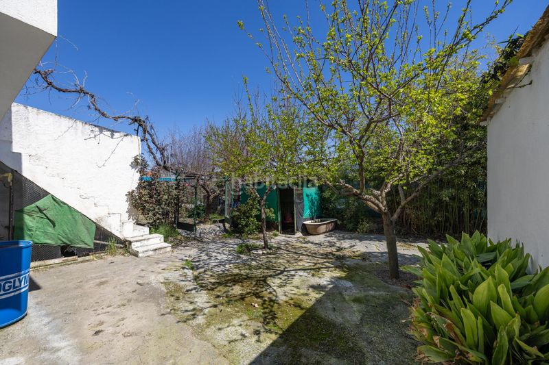 Foto 0d55785b-9216-4a53-acb1-4c70c520c3fc. Masia amb aparcament a Poniente Armilla