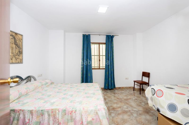 Foto d2e4b73e-5b47-4114-bf51-ff68f5004057. Masia amb aparcament a Poniente Armilla