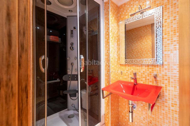 Foto 3a8634f4-1e8d-4e1e-a774-a5ca95ed29b8. Casa en calle de santa isabel 22 magnífica casa corazón 7hbt 3 baños...a 5 minutos de la playa en Almuñécar