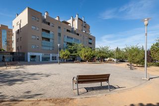 Local Comercial a Plaza Catedrática Asunción Linares