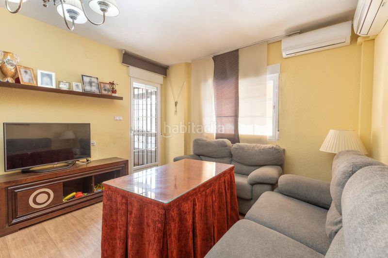 Foto 43b18d49-8728-4c33-9d1b-c6a0ec5eaba6. Casa amb aparcament a San Miguel Armilla
