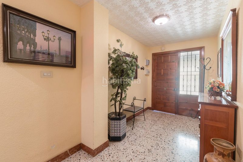 Foto 49abf8fb-738b-4c13-a8ad-0ba13d5b1ef5. Casa amb aparcament a San Miguel Armilla