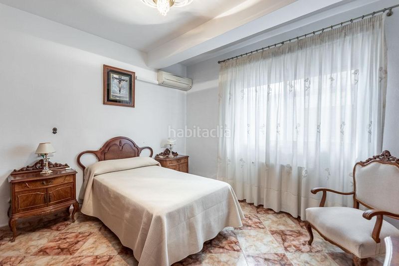 Foto bae5de4d-b1a3-4f46-a2e9-8f28ead23d15. Pis amb calefacció a San Ildefonso Granada